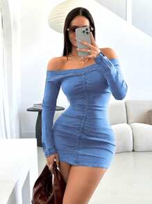 SHEIN Essnce 女式露肩长袖后背拉链短款紧身牛仔连衣裙 - 淺色水洗藍 - 查看 6