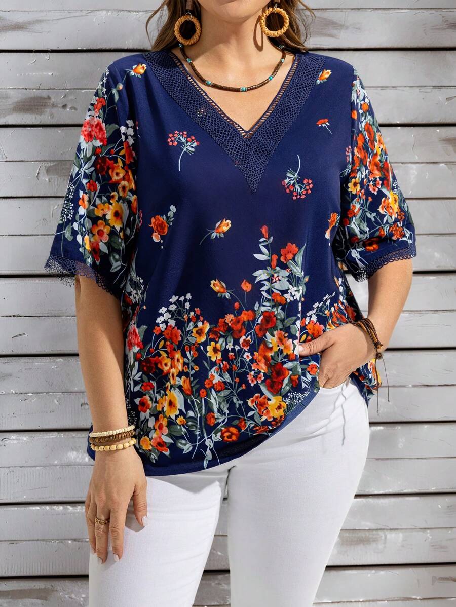 EMERY ROSE Plus Size V-Neck Short Sleeve Floral Print Casual Blouse, Boho For Women, Summer For Women, Vacation Woman - Navy Blue - View 1