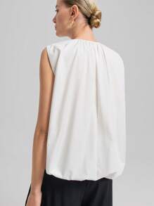 Ontre 2026春夏女士宽松无袖衬衫，梭织面料，纯白色，圆领，休闲宽松夏季上衣，褶皱口袋设计细节，优雅百搭，适合度假、海滩、音乐节、教师、商务休闲等场合，春夏皆宜。 - 白色 - 查看 9