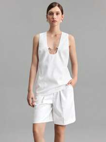 Ontre 2025 新款婚礼服白色无袖背心和百慕大短裤皱褶面料两件套女士春夏 - 白色 - 查看 5