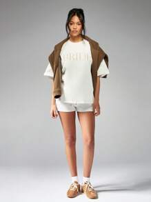 MISSGUIDED Oversized Bridal Party T-Shirt Wedding Day Essentials Bachelorette Party Casual Loose Fit Crewneck Short Sleeve Cotton Blend Comfort Modern Classic Honeymoon Essential