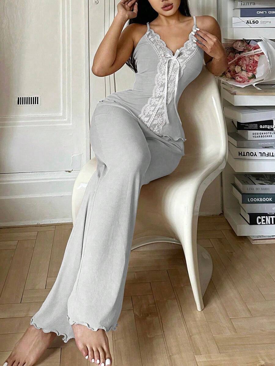 Snug Zone 2pcs Women's Sexy Deep V-Neck Sleepwear Set - Light Grey - View 1