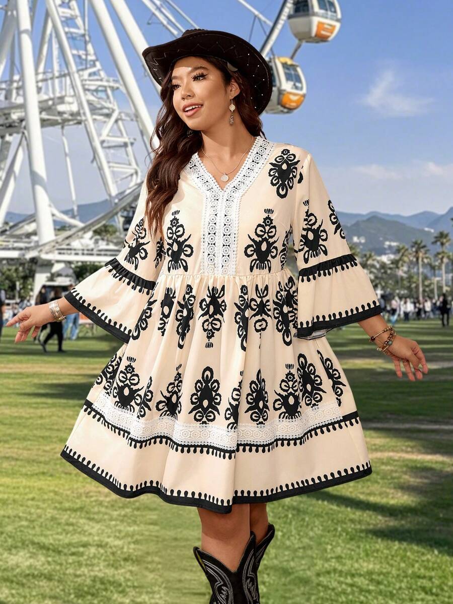 SHEIN VCAY Plus Size Women Floral Print Contrast Lace Bell Sleeve Dress, Holiday Wear Music Festival Outfits - Multicolor - View 1