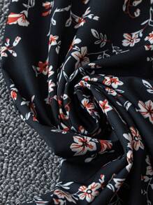 GlowEve Váy dài vừa phải cài nút phía trước họa tiết hoa Ditsy - màu đen - Xem 5