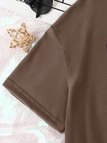 SHEIN 少女休闲时尚棋盘和花朵僵尸脸图案印花 T 恤短袖圆领 T 恤，兄弟姐妹/配套（单独出售）