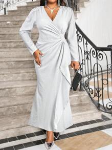 SHEIN Lady Autumn And Winter Elegant Vintage Work Wedding Cocktail Party Valentine's Day New Year Party Sparkly Sequins Knitted Depp V Neck Rhinestone Flounce New Product Bodycon Dress Plus Size Dresses Formal Dress Prom Dress - White - View 4