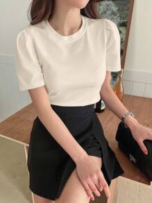 DAZY Camiseta de manga abullonada de cuello redondo de un solo color, Top corto para mujeres