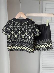 SHEIN 2pcs Set Baby Boys/Girls Traditional Pattern Round Neck Short Sleeve Pullover Top And Elastic Waist Shorts - Multicolor - View 2