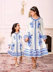SHEIN 2pcs Sister Matching Outfits:White And Blue Floral,Autumn,Modest,Tea Party - White - View 3