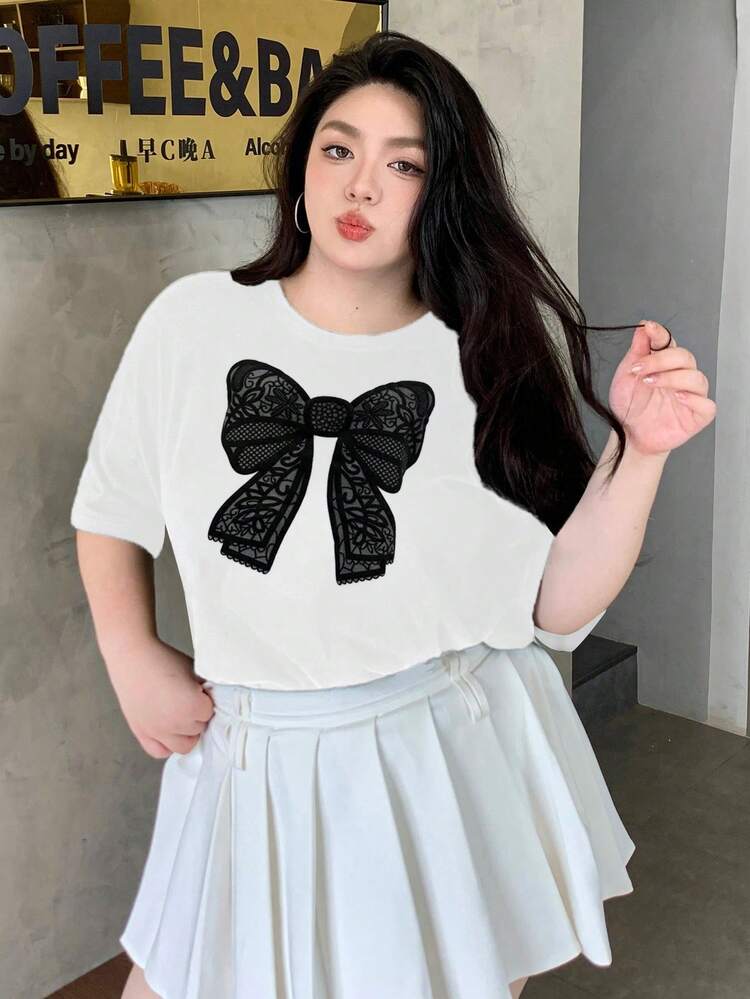 Dazy Plus Plus Size Loose Fit Round Neck 3D Butterfly Print Short Sleeve T-Shirt Summer Cute Top Oversized T-Shirt, Graphic Tee, Teacher