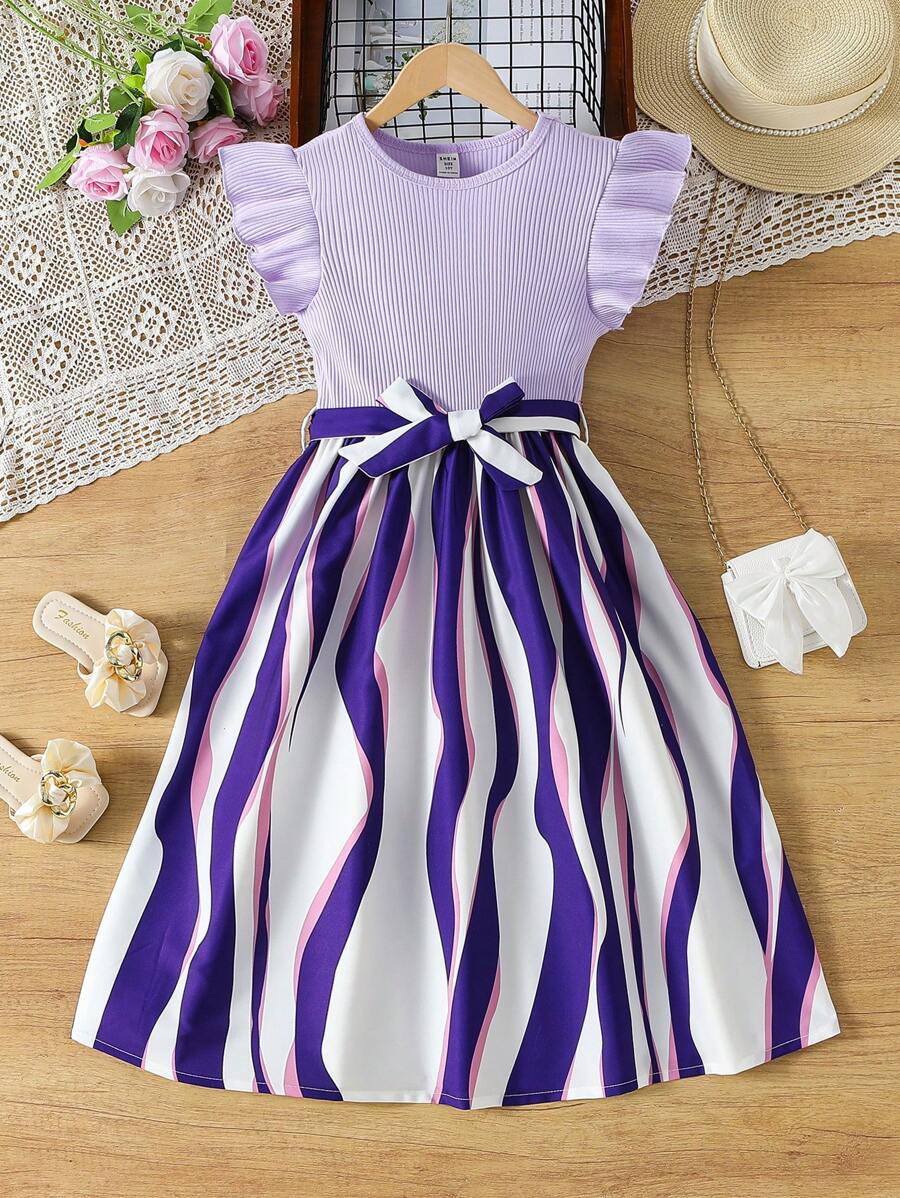 SHEIN Vestido lindo con manga de casquillo, cuello redondo, dobladillo con volantes y estampado a rayas y parches para niña preadolescente - Morado - Ver 1