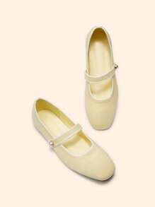 CUCCOO BASICS Women's Fashion Square Toe Flat Casual Slip-On Shoes For Christmas