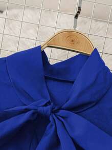 DreamSkyne Court Retro  Plus Size Black 3D Floral Contrast Color Long Sleeve Shirt - Blue - View 3