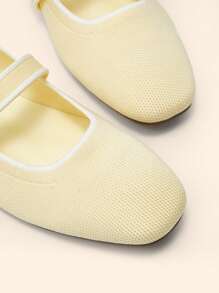 CUCCOO BASICS Women's Fashion Square Toe Flat Casual Slip-On Shoes For Christmas