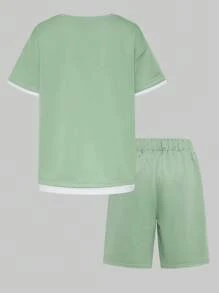 SHEIN Tween Boy Colorblock Letter Print Crew Neck Short Sleeve T-Shirt And Loose Shorts Set