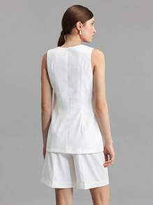 Ontre 2025 新款婚礼服白色无袖背心和百慕大短裤皱褶面料两件套女士春夏 - 白色 - 查看 2