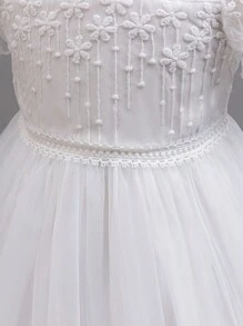 SHEIN Glamorique Kids 女宝宝春夏圆领刺绣荷叶边泡泡袖网眼礼服，公主风格婚礼 - 白色 - 查看 6