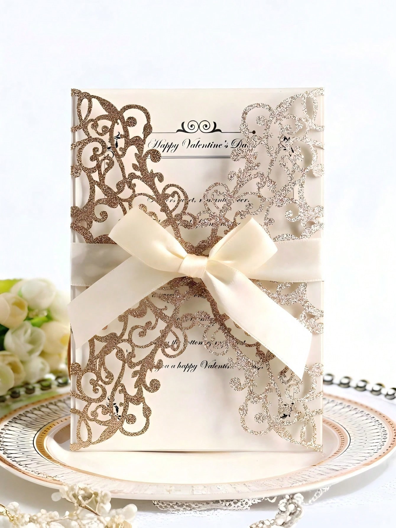 20 pieces of wedding invitation cards with envelopes and RSVP cards decorated with a silver rose design with gold glitter, pre-tie...