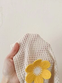 SHEIN LMoss Kids Fashionable Round Neck T-Shirt With Knitted 3D Floral Decor For Young Girls - Apricot - View 6