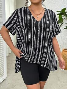 SHEIN LUNE 2pcs/Set Plus Size Summer Casual Allover Print Short Sleeve Top And Solid Color Shorts Set - Multicolor - View 5