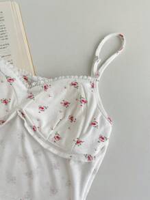 SHEIN Unity Women's Ditsy Floral Lace Patchwork Cropped Camisole With Padding, Slim Fit, Spring/Summer. Vacation Style. - White - View 3