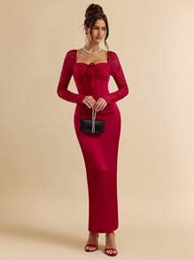 SHEIN BAE Robe de style princesse à l'épaule dégagée, à volants en dentelle florale, avec garniture florale sur la poitrine et style fluide, convenant pour la Saint-Valentin, les fêtes, les rendez-vous romantiques, les demoiselles d'honneur, le bal de promo, le port quotidien. Robe rose mini pour anniversaire - Rose bonbon - Voir 3