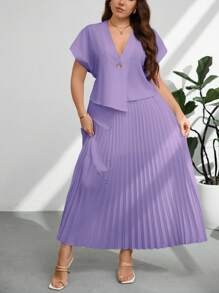 Firerie طقم قياس كبير قطعتين - ملابس علوية بأكمام قصيرة ذات لون واحد وتنورة على شكل حرف A