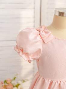 SHEIN Glamorique Kids 青春期前/青春期女孩缎面双褶饰蝴蝶结肩部礼服，粉色 - 粉色 - 查看 8
