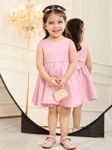 SHEIN Vestido de satén sin mangas rojo para niñas pequeñas estilo princesa con lazo, adecuado para fiestas - Rosa - Ver 4