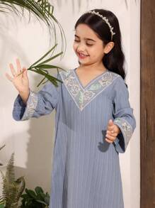 Young Girls Floral Print Light Blue Dress, Textured Fabric, Elegant And Adorable Design For Little Girls - Blue - View 4