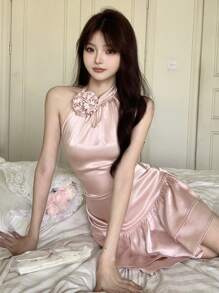 DAZY 3D Floral Decor Halter Satin Satin Cake Design Hollow-Out Backless Ladies Dress For Wedding & Banquet Summer Prom Dress Party Women Sundress