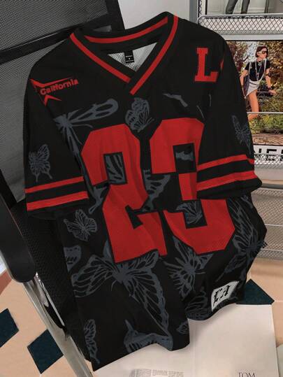 Manfinity Campus Court Męska modna koszulka z krótkim rękawem z nadrukiem motyli i cyfr