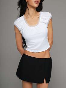 TRNVIE تي شيرت قصير كروب نسائي بياقة مكشكشة من الشيفون المطاطي أحادي اللون بأكمام قصيرة