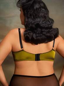 PinupGlam Vintage Palast-Satin-Spitzen-Große Größen-BH & Drahtloser BH