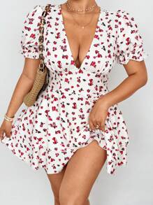 Flirla Vestido corto de doble capa con mangas abullonadas y estampado floral diminuto para mujer talla grande, sexy y adecuado para vacaciones/fiestas - Beis - Ver 1