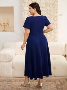 Modelyn Plus Size Shell Trim V-Neck Short Sleeve Cinched Waist A-Line Elegant Long Dress - Navy Blue - View 3