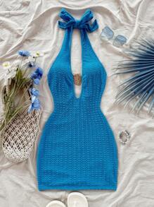 Soleia Nuevo mini vestido con textura, diseño de escote halter, espalda descubierta y cordones, con decoración de metal