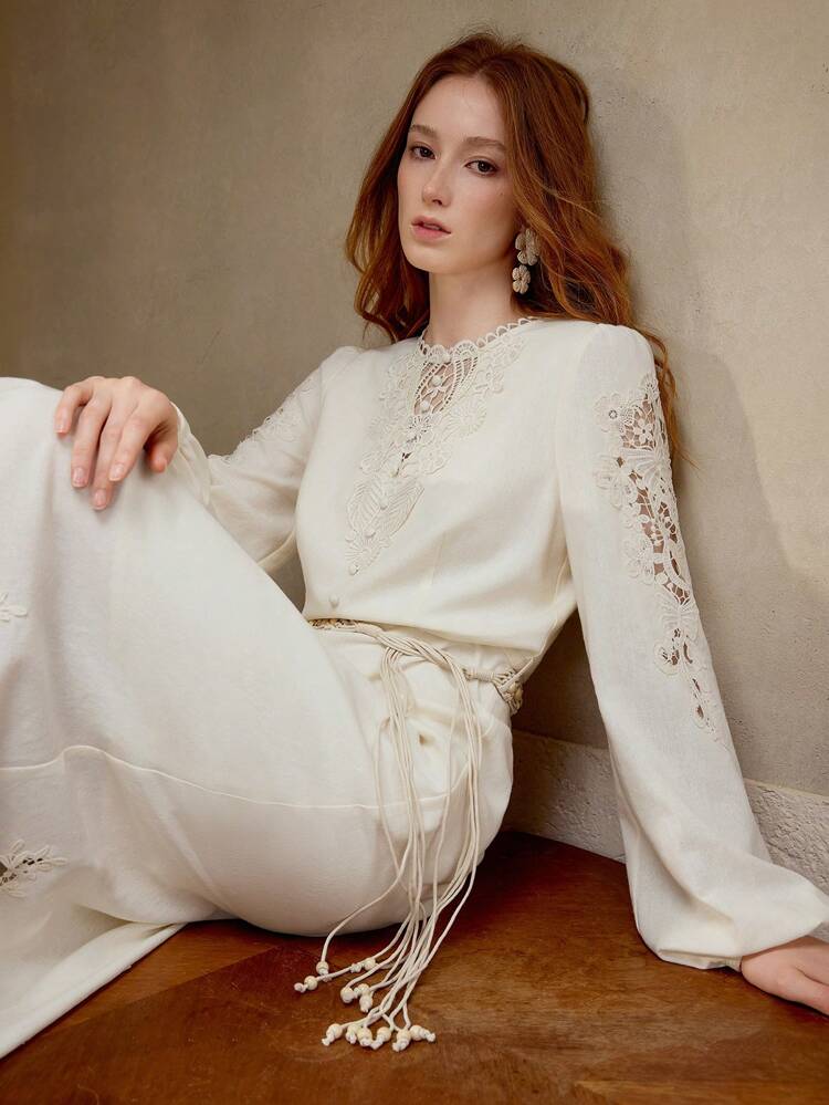 LINEN CONTRAST LACE BELTED DRESS