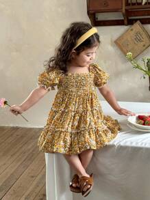 SHEIN LMoss Kids LMoss Baby Girl Cute Ditsy Floral Pattern Sleeveless Sundress, Summer - Yellow - View 1