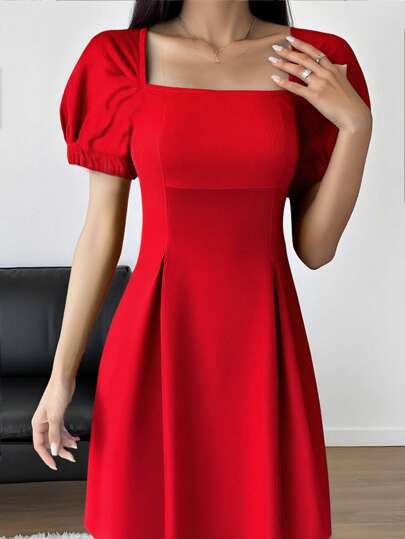 SHEIN Explorewe 1 件红色褶皱 A 字裙，适合少女，收腰设计，飘逸柔软面料，宽松舒适，适合休闲度假、优雅、婚礼宾客