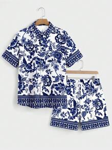 Manfinity RSRT 休闲时尚度假风格花卉、植物、动物全身数码印花配套男士短袖衬衫和短裤套装，适合夏季户外约会、派对、送给男朋友的礼物 - 藍色 - 查看 3