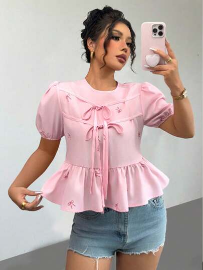 Rafferiza Blouse à volants et nœud devant pour femmes, coupe régulière, idéale pour le printemps/été. Design mignon et ludique, polyvalent pour le travail, le décontracté et la rentrée scolaire