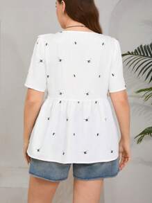 SHEIN LUNE Plus Size Spring/Summer Casual Ditsy Floral Embroidered Ruffle Hem Blouse - White - View 2