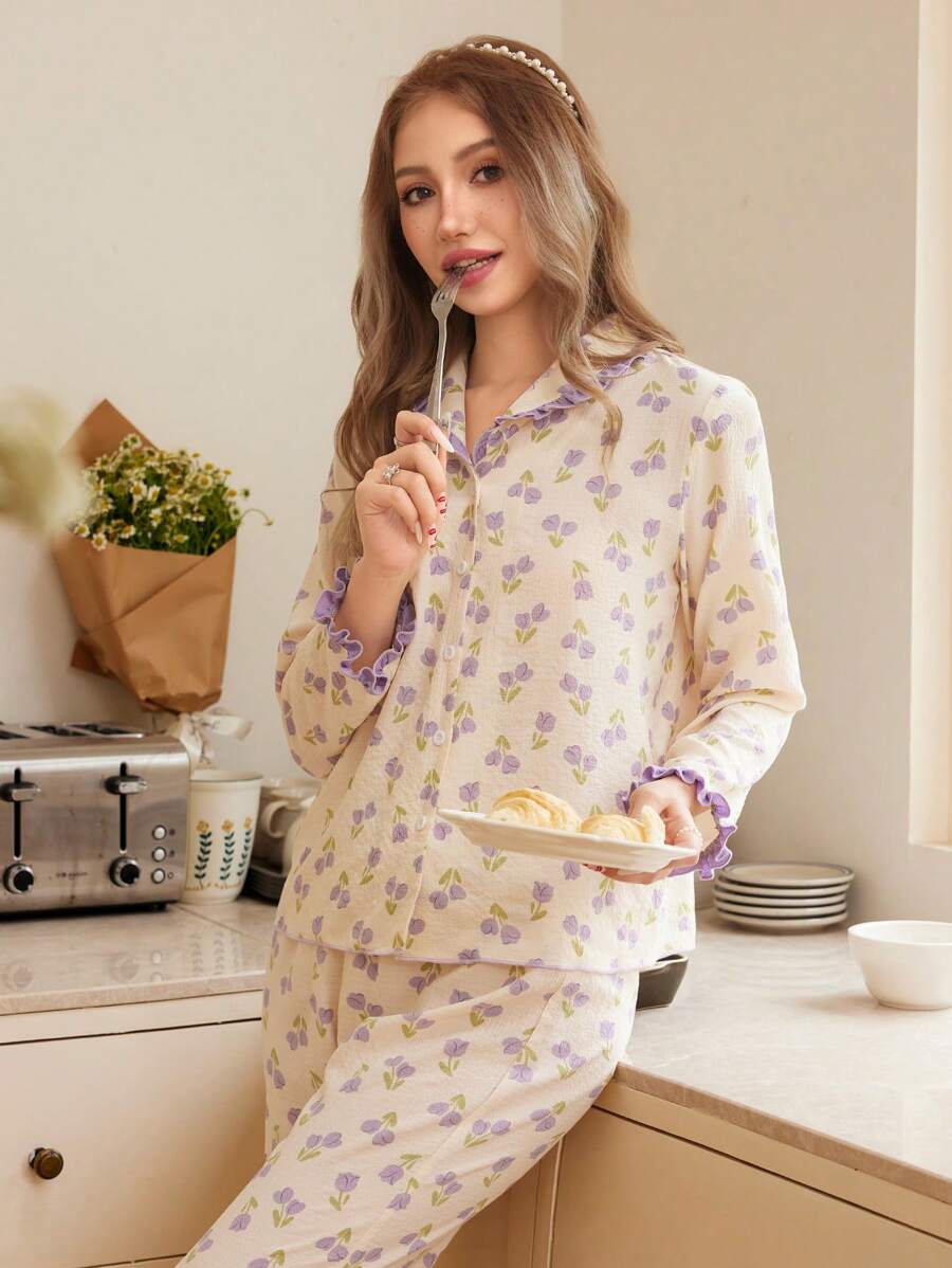 SHEIN Leap Crew 2 件套青少年女孩甜美花卉图案长袖上衣，带荷叶边领和宽松直筒裤休闲睡衣家居服 - 淡紫色 - 查看 1