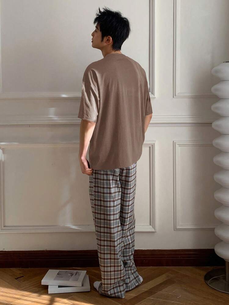 Men's Summer Solid Color Short Sleeve T-Shirt And Retro Plaid Shorts 2 Pieces Home Wear Set Pajama