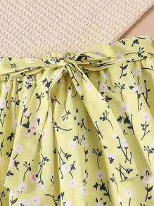 Teen Girl 2pcs/Set Graphic Print Bow Decor Short Sleeve Top & Ditsy Floral Skirt - Yellow - View 6