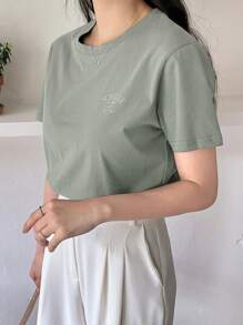 DAZY Letter Graphic Tee - Mint Green - View 5