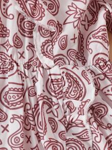 Robe à manches courtes col V assortie mère-fille, robe imprimée rétro minimaliste et de style vintage cachemire pour les filles, pour le printemps/été, tenues décontractées, rassemblements familiaux, sorties - Rouge et Blanc - Voir 5