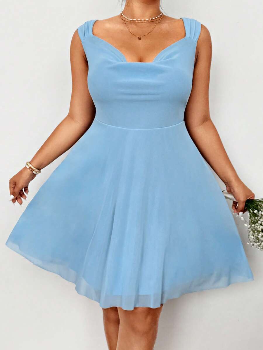 Flirla 大码女式优雅轻质网眼 V 领收腰短款无袖连衣裙 - 淺藍色 - 查看 1