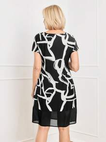 SHEIN LUNE Abstract Line Print Round Neck Short Sleeve Mid-Long Women's Casual Everyday Dress - Black - View 2